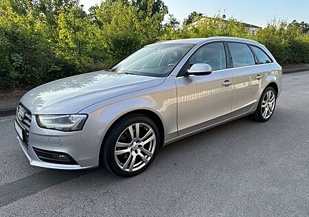 Audi A4 Avant Attraction
