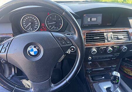 BMW 530d A touring -