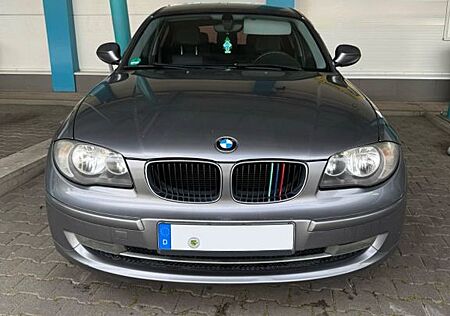BMW 116d - E87