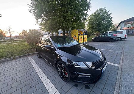 Skoda Octavia 2.0 TSI DSG RS Combi RS