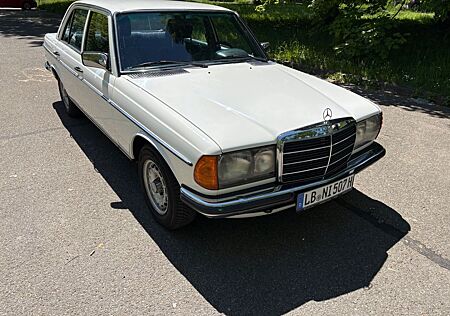 Mercedes-Benz 280 Mercedes W123, , Oldtimer, mit Klima