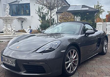 Porsche Boxster 718 S