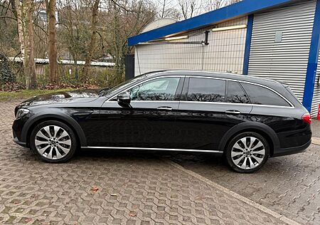 Mercedes-Benz E 350 d 4MATIC T All-Terrain Autom. All-Terrain
