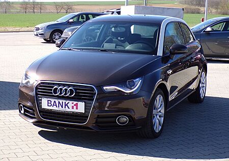 Audi A1 Ambition Style/Xenon/Navi/Klimaaut. uvm.