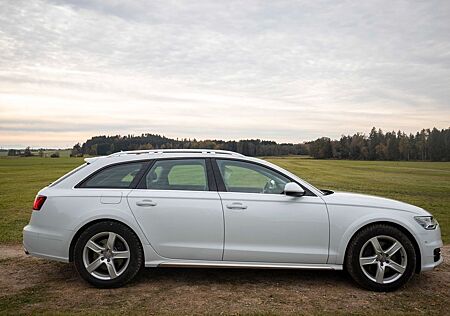 Audi A6 Allroad 3.0 TDI quattro 235kW tiptronic weiß