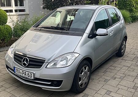 Mercedes-Benz A 180 BlueEFFICIENCY