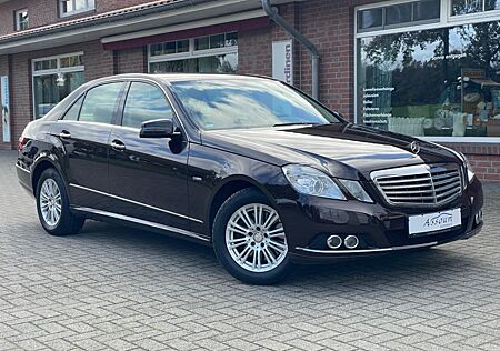 Mercedes-Benz E 250 CDI Lim.BlueEff.Elegance/Navi/ Vollleder