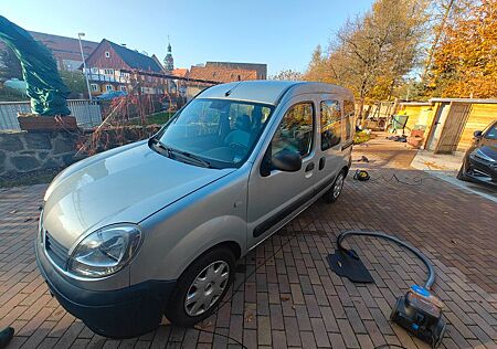 Renault Kangoo 1.2 16V Privilege Expression