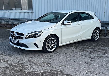 Mercedes-Benz A 180 *Automatik * LED * Leder * Kamera
