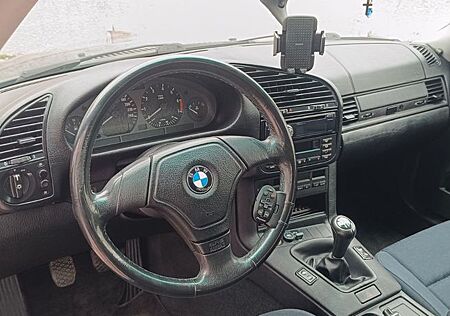 BMW 316i 316 318i Coupe