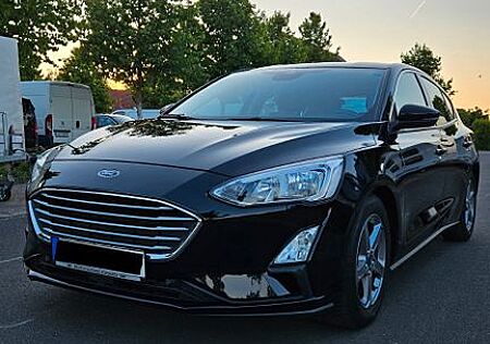 Ford Focus 1,5 EcoBoost 110kW Cool & Connect