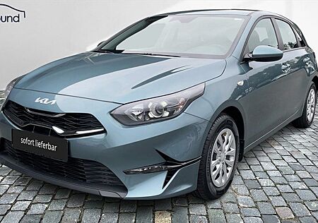 Kia Cee'd gebraucht kaufen Kia Cee'd CEED III 1.5 T-GDi DCT Best Alarm DAB Klima NAV