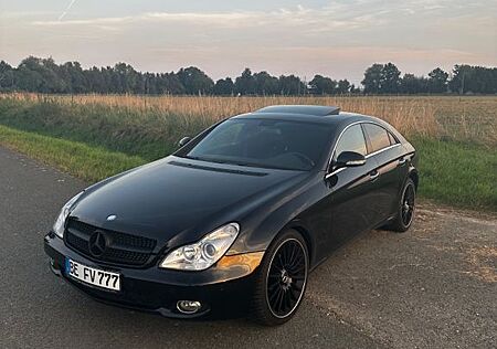 Mercedes-Benz CLS 320 CDI - 12/25 TÜV/ Alc.Dachhimmel/Bi-Xenon