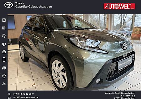 Toyota Aygo (X) Pulse / Rückfahrkamera / Sitzheizung