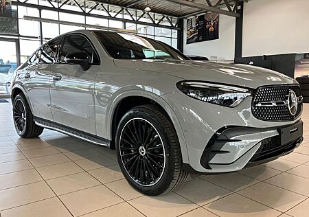 Mercedes-Benz GLC 300 e 4M AMG Premium Plus Head UP Pano 360