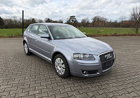 Audi A3 Sportback 2.0 FSI Attraction Klimaautomatik