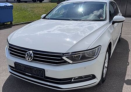 VW Passat Variant Volkswagen COMFORTLINE ACC PDC KLIMA