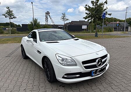 Mercedes-Benz SLK 200 -