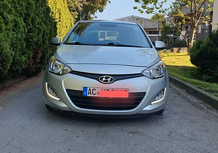 Hyundai i20 1.4 Trend Automatik Trend