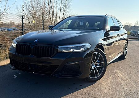 BMW 530e xDrive Touring Pano-HK-AHK-DASP