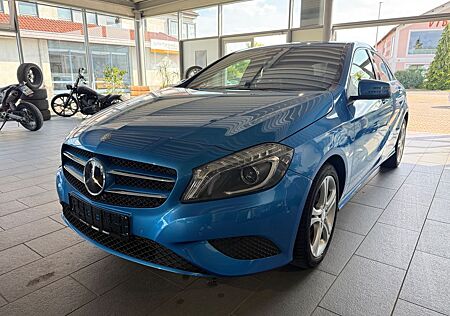 Mercedes-Benz A 180 A-Klasse *Navi*SHZ*PDC*Xenon*Parkassis*