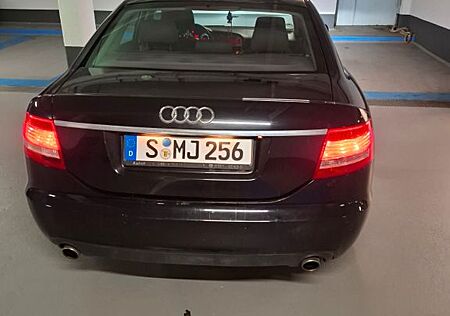 Audi A6 2.4 multitronic -