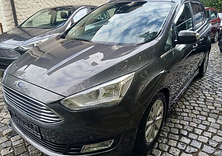 Ford Grand C-Max Titanium Automatik NAVI+AHK+PDC