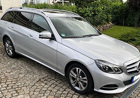 Mercedes-Benz E 300 BlueTEC T Avantgarde, VOLLAUSSTATTUNG!
