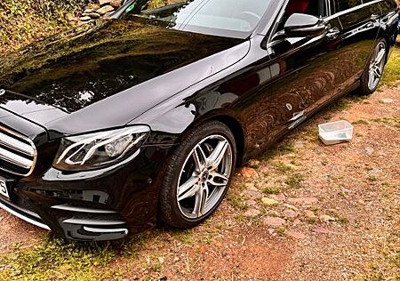 Mercedes-Benz E 220 d Autom. -AMG