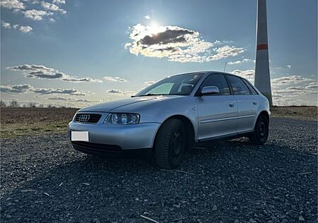 Audi A3 1.8T 110kW tiptronic Ambiente Ambiente