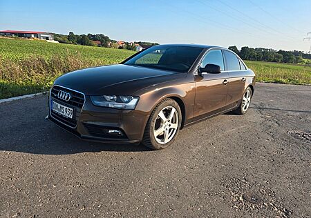 Audi A4 2.0 TDI 130kW S tronic quattro S line S line
