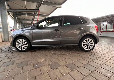 VW Polo Volkswagen 1.2 TSI Black Edition/Silver Edition Bl...