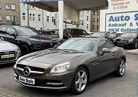 Mercedes-Benz SLK 250 SLK 250d LEDER,PANORAMA,AIRSCARF,2016,NAVI,EURO6