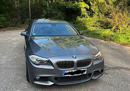 BMW 523i ,M Paket,Navi,Xenon,Schiebedach,Leder,Aut.