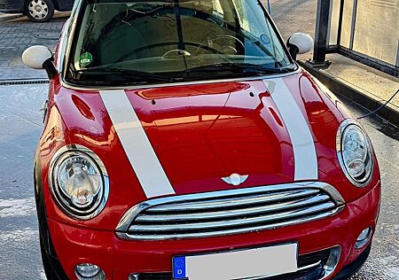 Mini Cooper rot weiß