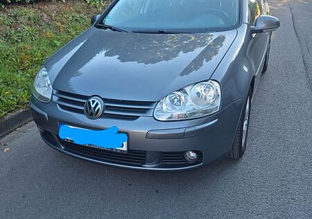 VW Golf Volkswagen 1.4 TSI 90 kW Edition Edition