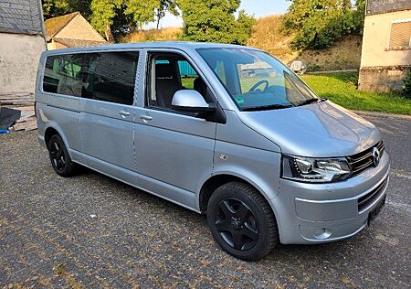 VW T5 Caravelle Volkswagen Lang 140ps hochwertige Ausstattung
