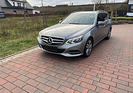 Mercedes-Benz E 200 BlueTEC T -