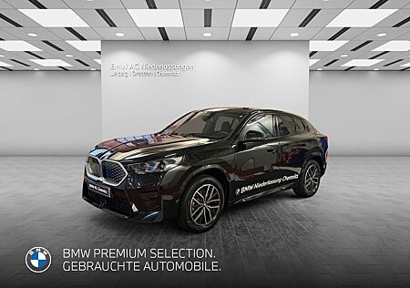 BMW iX2 xDrive30