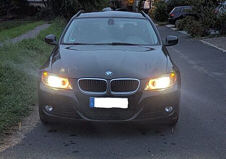 BMW 320d ED Touring Edition Lifestyle Edition Li...