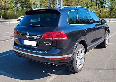 VW Touareg Volkswagen 3.0 V6 TDI SCR Tiptronic BMT BlueMot...