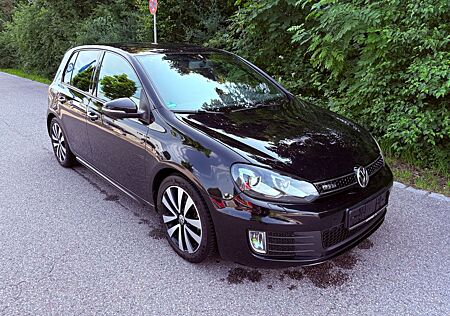 VW Golf Volkswagen 2.0 TDI DSG GTD