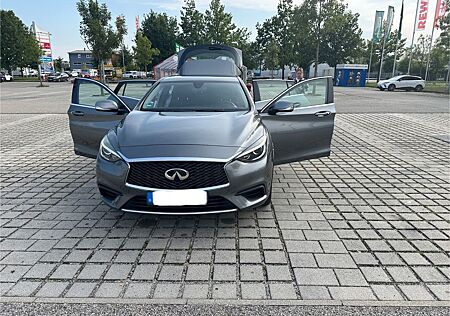Infiniti Q30 1.5d -