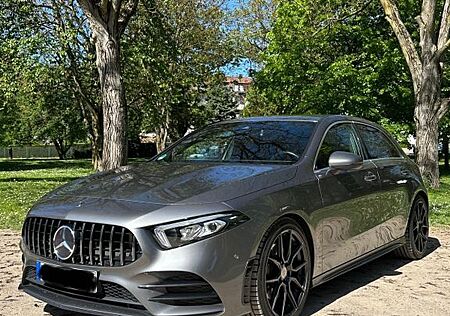 Mercedes-Benz A 220 AMG-19 Zoll-LED-Navi-Ambi-Garantie-Sitzh