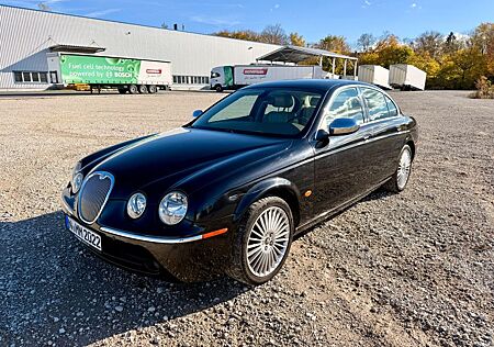 Jaguar S-Type 3 L V6 Executive automatik TÜV 02/2026