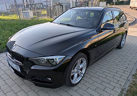 BMW 320d xDrive Touring Automatic - M Sport Shadow