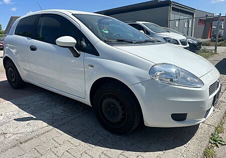 Fiat Grande Punto 1.2 8V Active, TÜV NEU