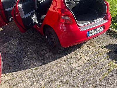 Toyota Yaris 1,0-l-VVT-i Cool Cool