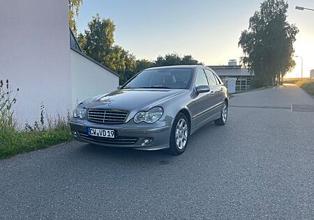 Mercedes-Benz C 220 CDI AHK PDC SHD Facelift Klima TÜV