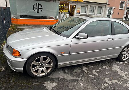 BMW 328Ci -